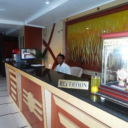 Psr Hotel Tirupati Bagian luar foto